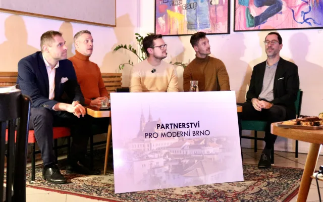 V Brně se rýsuje liberální koalice. Hollan rezignuje, se spojením nesouhlasí