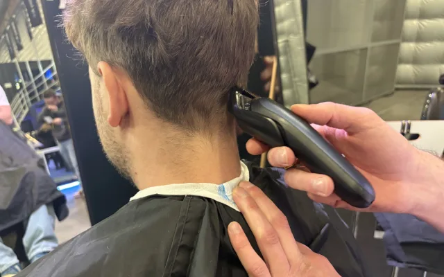 Herní víkend s přestávkou u barbera. Braun zve v Brně na střih, který nosí i Xnapy