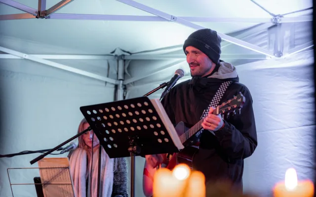 FOTO: Mší na Římském náměstí v centru Brna skončil advent