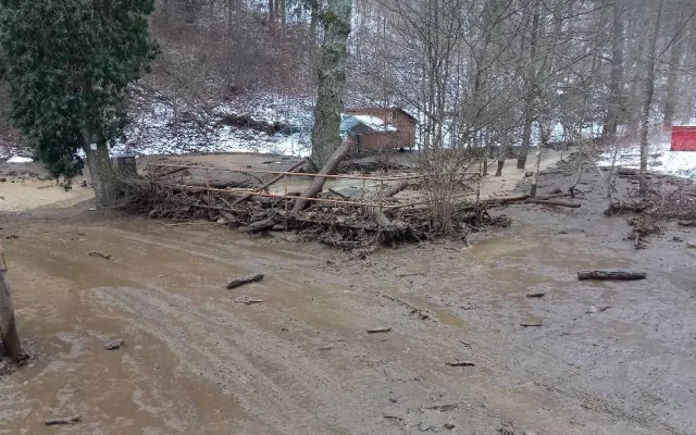 FOTO: Naředěná kejda z jímky na Znojemsku se už dostala do národního parku Podyjí