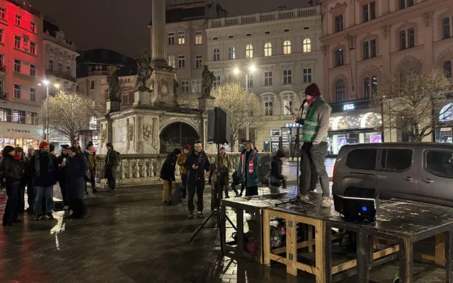 Nechceme mafiány ve vládě, zaznělo v Brně. Demonstrovalo asi sto lidí