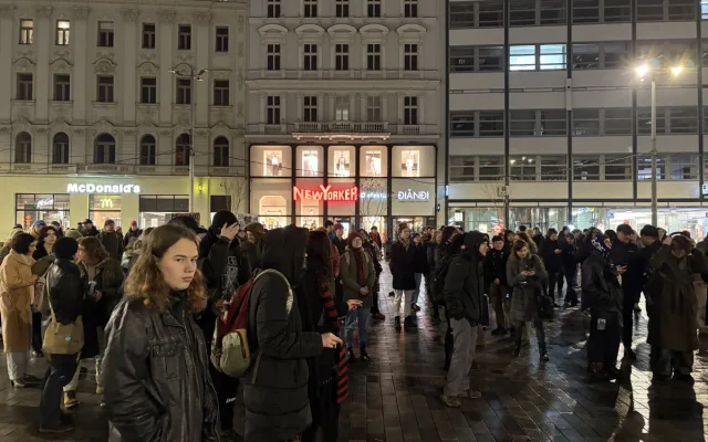 Nechceme mafiány ve vládě, zaznělo v Brně. Demonstrovalo asi sto lidí