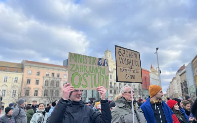 Svoboďák praská ve švech. V Brně přišly prezidenta podpořit tisíce lidí