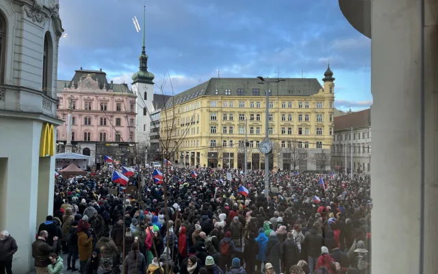 Svoboďák praská ve švech. V Brně přišly prezidenta podpořit tisíce lidí