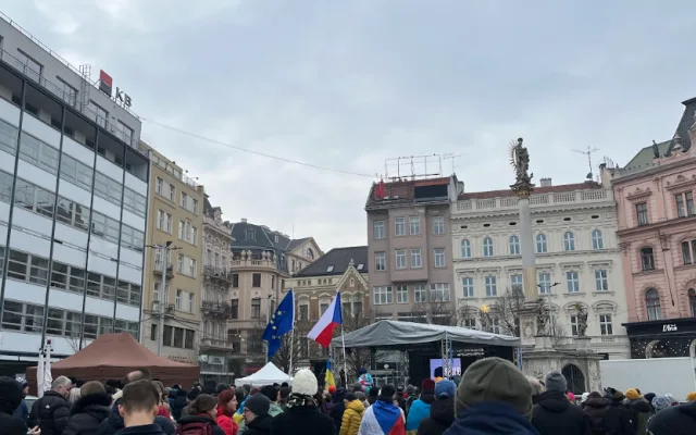 Brňané podpořili Ukrajinu. Ke shromáždění promluvil i prezident