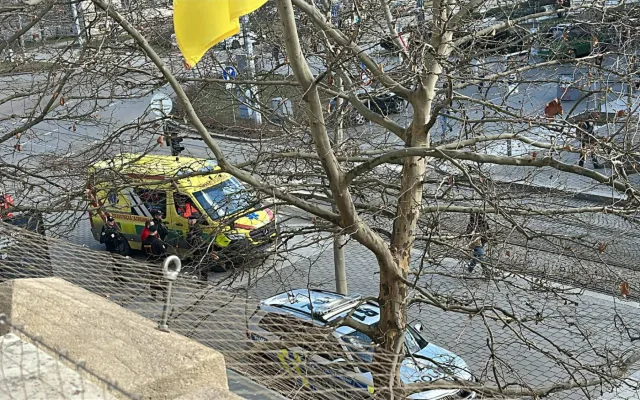 Na univerzitě v centru Brna se sesypal student, chtěl si ublížit. Zasahovala policie