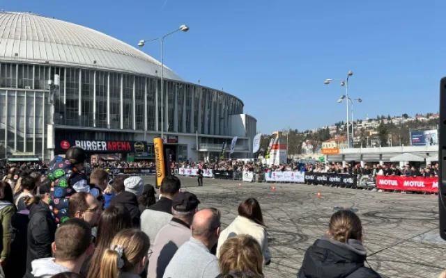 Do Brna se vrátil Motosalon. Zaměřil se letos také na motorkářky