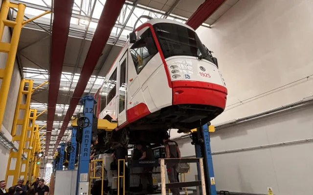 Brněnský dopravce modernizuje. O šaliny se postará mobilní soustruh i nerezová myčka