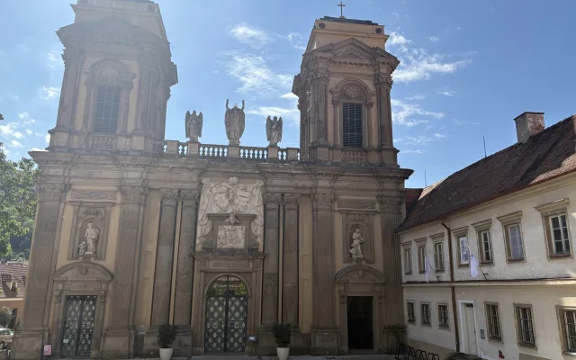 FOTO: Historie, kavárny i výhledy. Mikulov v létě umí okouzlit
