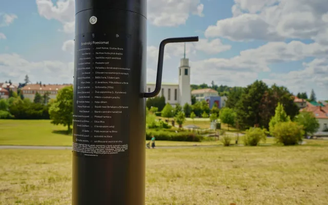 Skácel i Uhde. Brňané mohou na Kraví hoře koukat na hvězdy a poslouchat básně