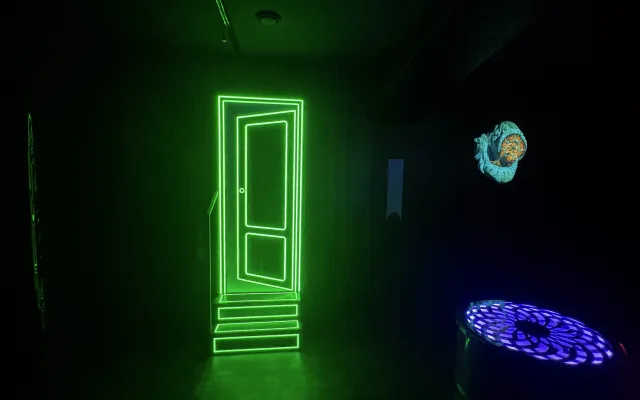 FOTOGALERIE: Svět naruby v centru Brna. Nové muzeum iluzí láká na optické triky a zrcadla