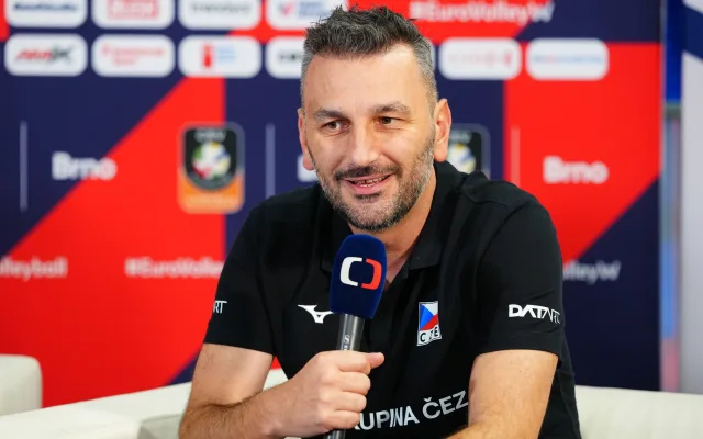 Hlavní trenér Giannis Athanasopoulos převzal vedení české ženské volejbalové reprezentace v roce 2019.