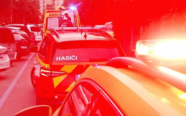 Plameny šlehající z oken a zakouřené chodby. Brno se probudilo do ohnivého rána
