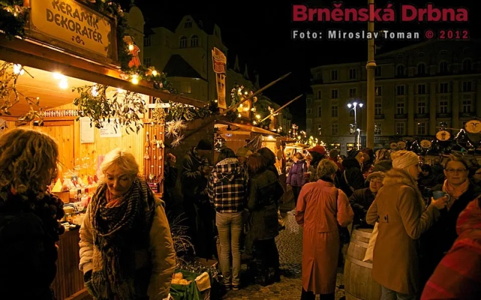 Vánoční pohoda na adventním trhu
