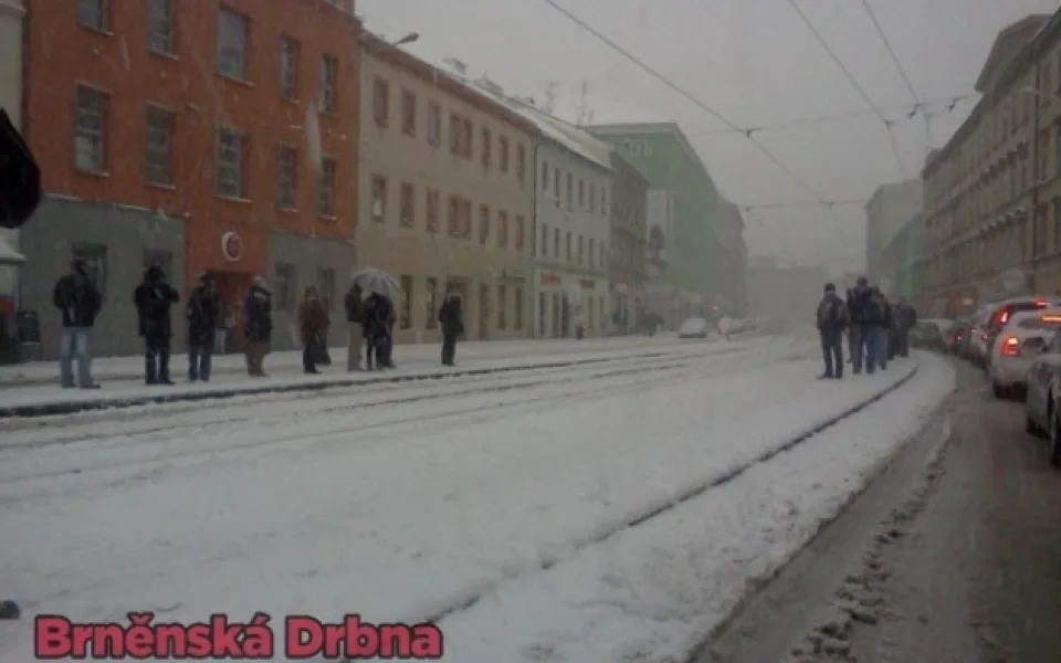 V minulém týdnu způsobil sníh kolaps brněnské dopravy