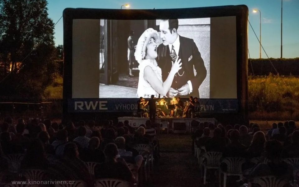 Letní kino Riviéra