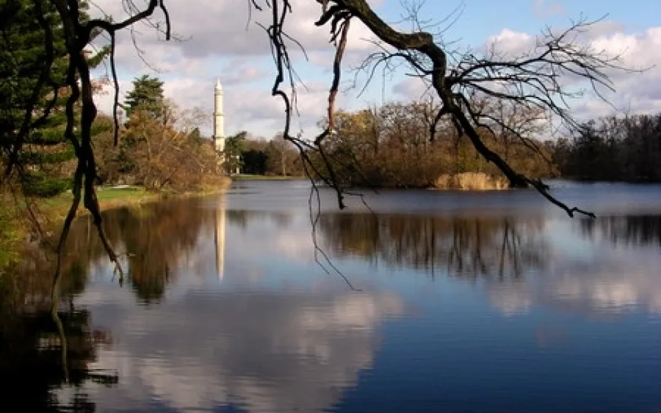 Minaret v zahradách Lednického zámku, foto: Zámek Lednice