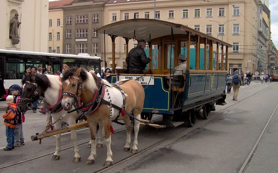 Historická tramvaj tažená koni, foto: Wikipedia.org