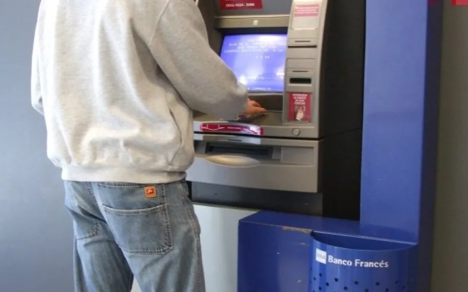 Bankomat, ilustrační foto, Wikipedia.org