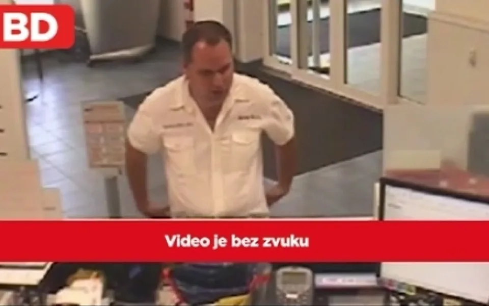 Muž, který využil chyby pokladní v bance na Vinohradech, foto: Policie ČR