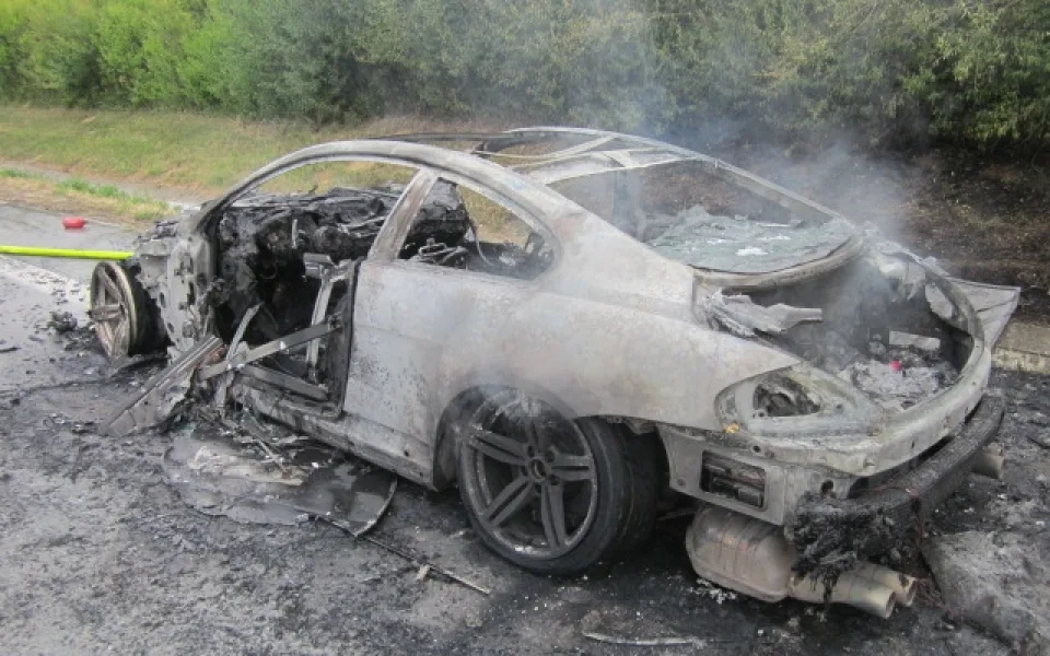 Zničené BMW X6, foto HZS JMK