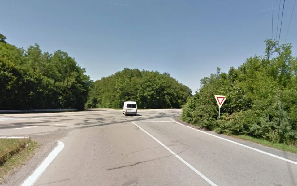 Křižovatka Staré dálnice a Žebětínské ulice, foto: Google Maps