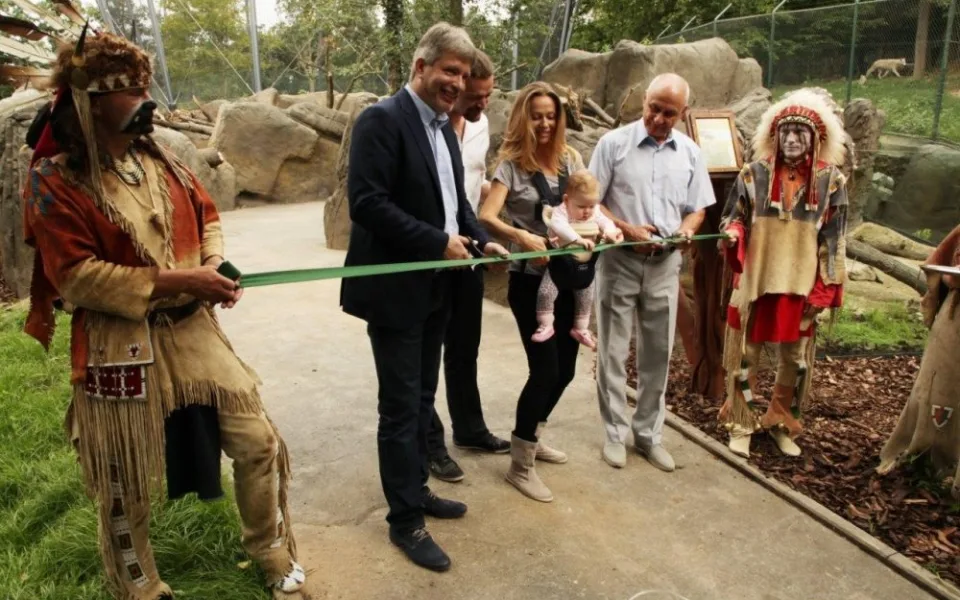 Přestřižení pásky nové voliéry, foto: Zoo Brno