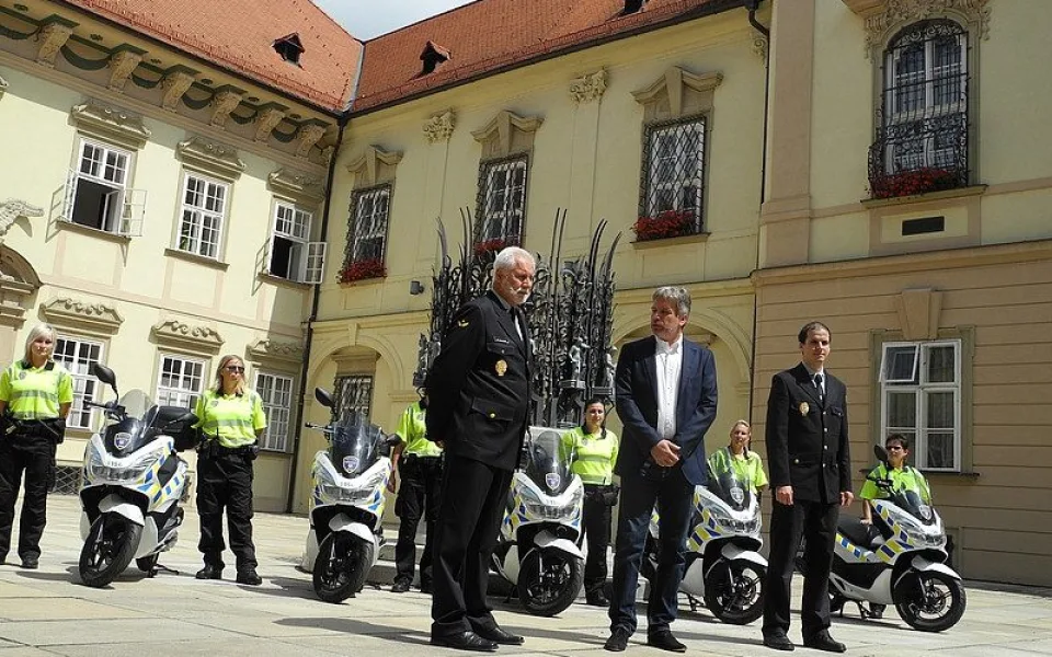 Městská policie si převzala nové skútry, foto: MPB