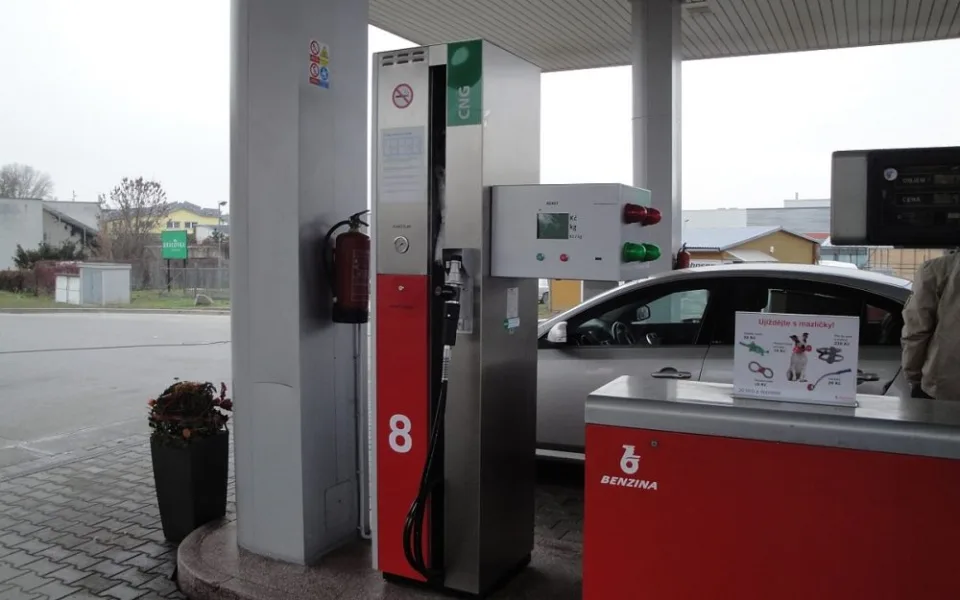 CNG plnící stanice na Kaštanové ulici v Brně, foto: E.ON