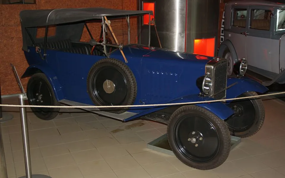 Zbrojovka vyráběla ve dvacátých a třicátých letech také automobily. Na snímku Z Disk. Foto: Technické muzeum Brno