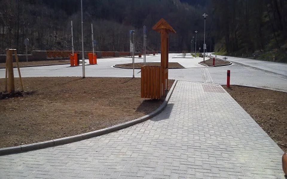 parkoviště u Pernštejna, foto: vox-cz.cz