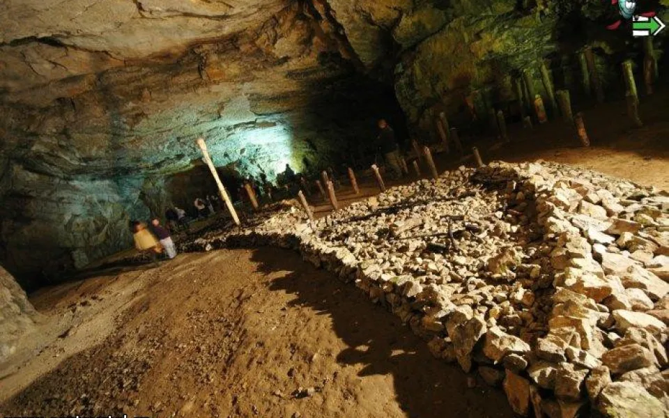 Býčí skála - archeologická expozice, foto: cestovatel.cz