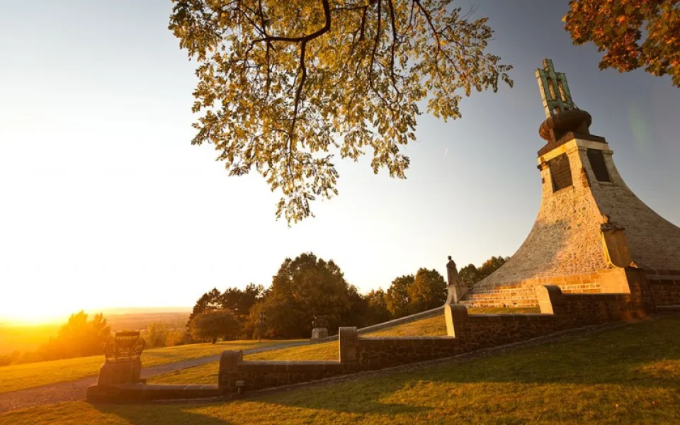 Mohyla míru, foto: www.morava-napoleonska.cz