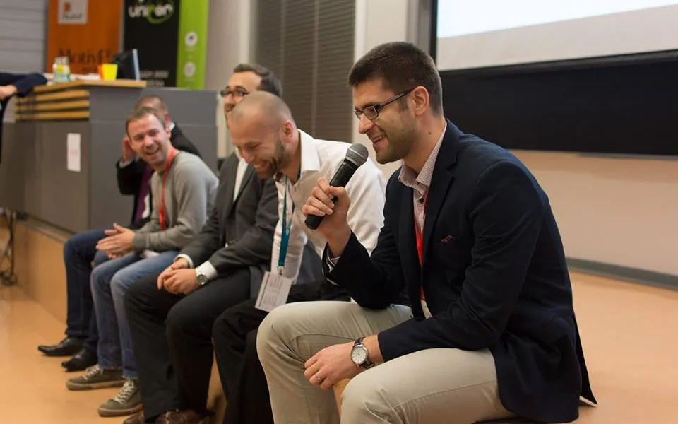 Konference Symposium
