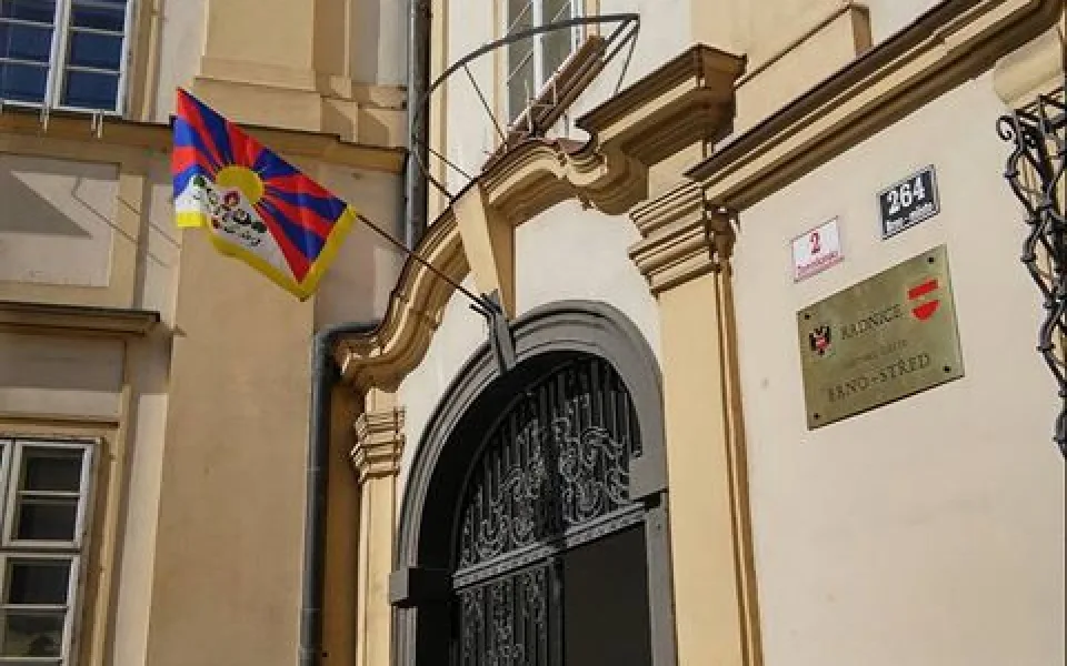 Vlajka na radnici Brno-střed