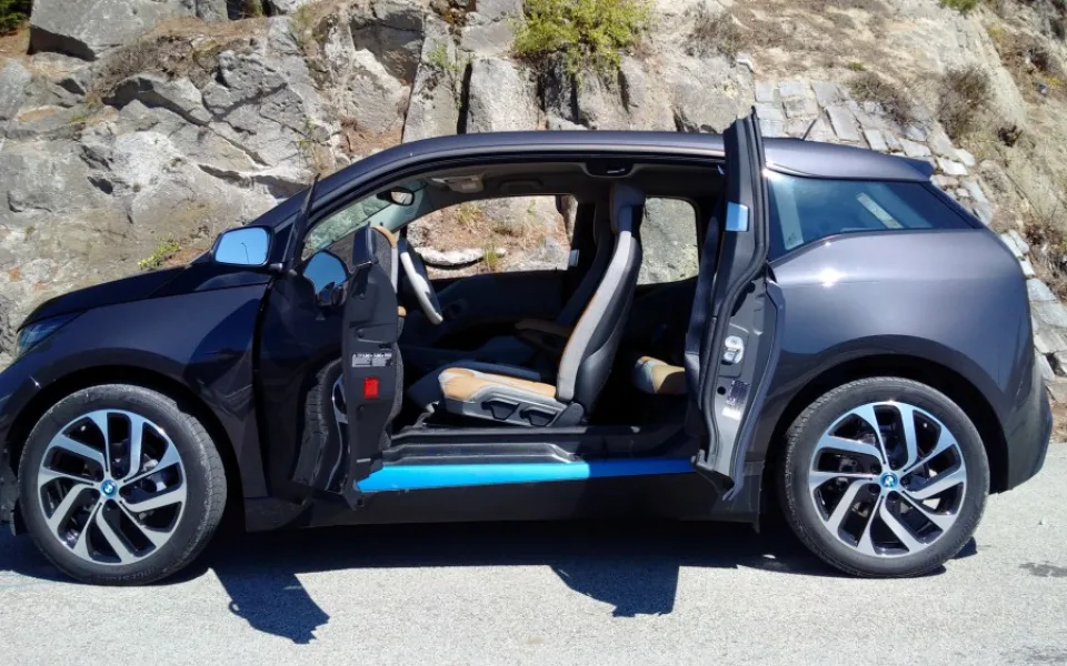 BMW i3