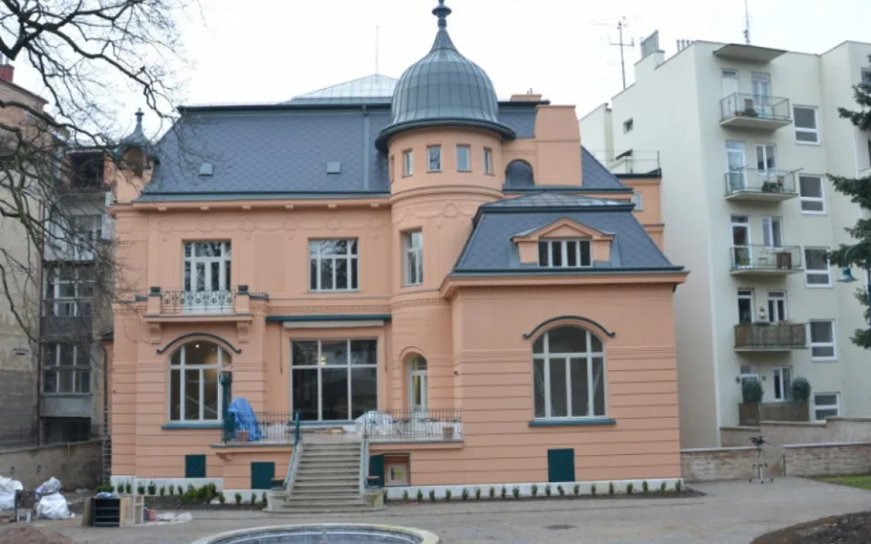 Vila Löw-Beer