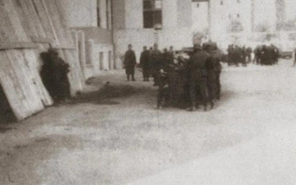 oprava salvou na dvoře Kaunicových studentských kolejí. Foto: archiv Jiřího Skoupého 