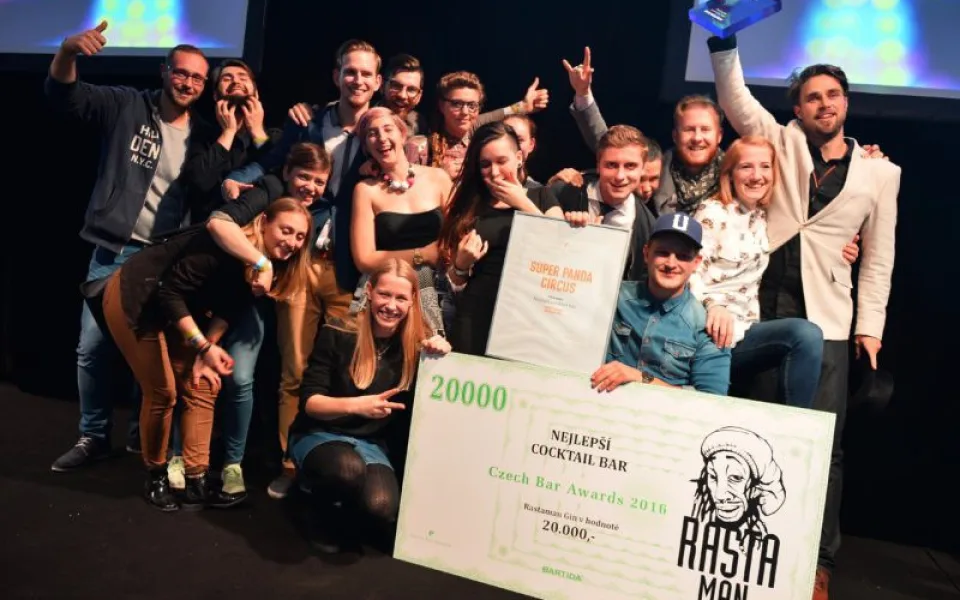 Vítězové ocenění nejlepšího koktejl baru ze Super Panda Circus, zdroj: Czech Bar Awards