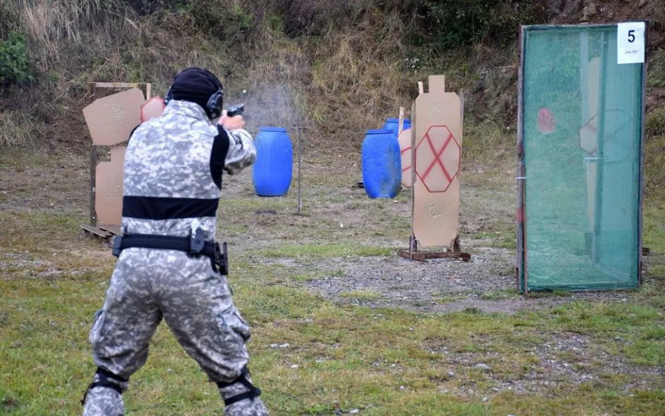 Policejní mistrovství České republiky ve střelbě z krátkých služebních zbraní, zdroj: PČR