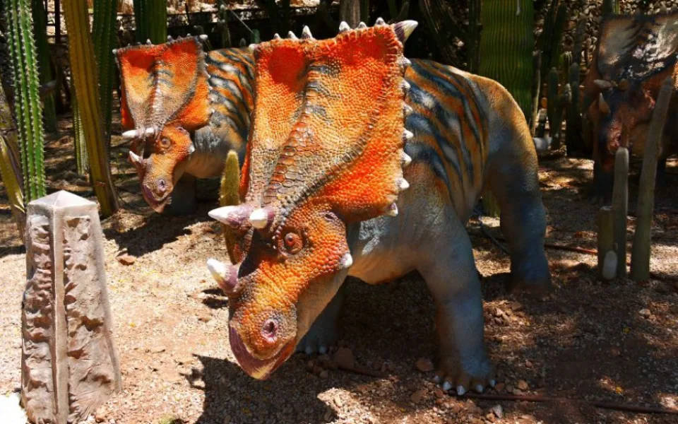Robotičtí dinosauři, zdroj: BVV