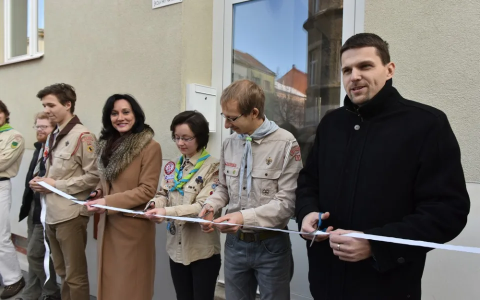 Předání zrekonstruovaných kluboven skautům a pionýrům, Zdroj: MMB, Z. Kolařík