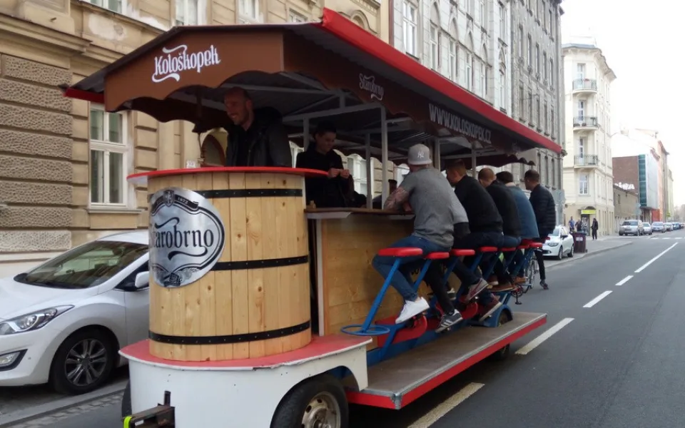 Kološkopek u restaurace u Daana, Martin Šeda