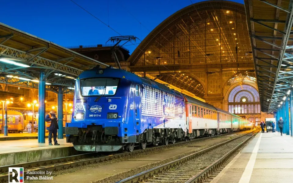 Kometa Expres