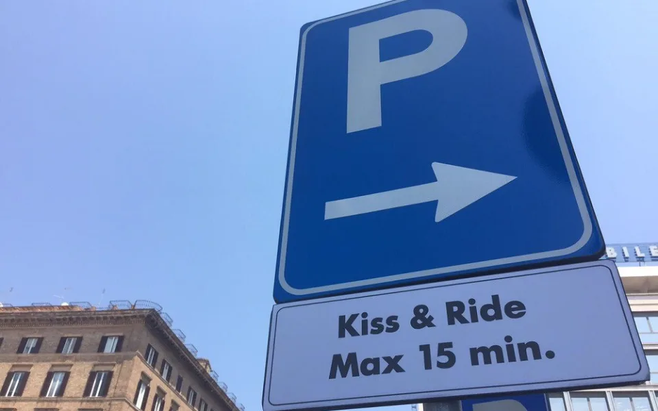 Kiss and Ride