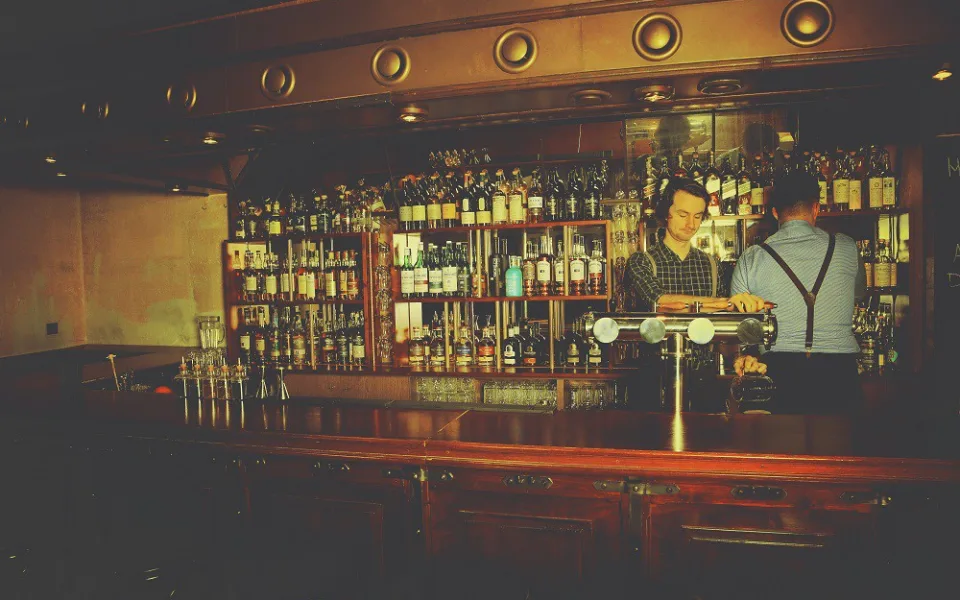 Whiskey Bar, který neexistuje