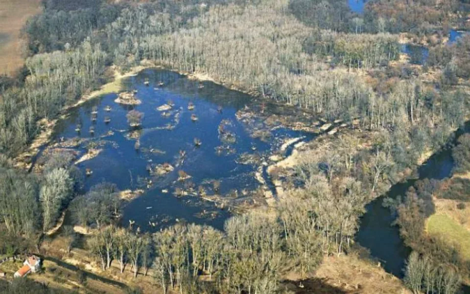 Křivé jezero