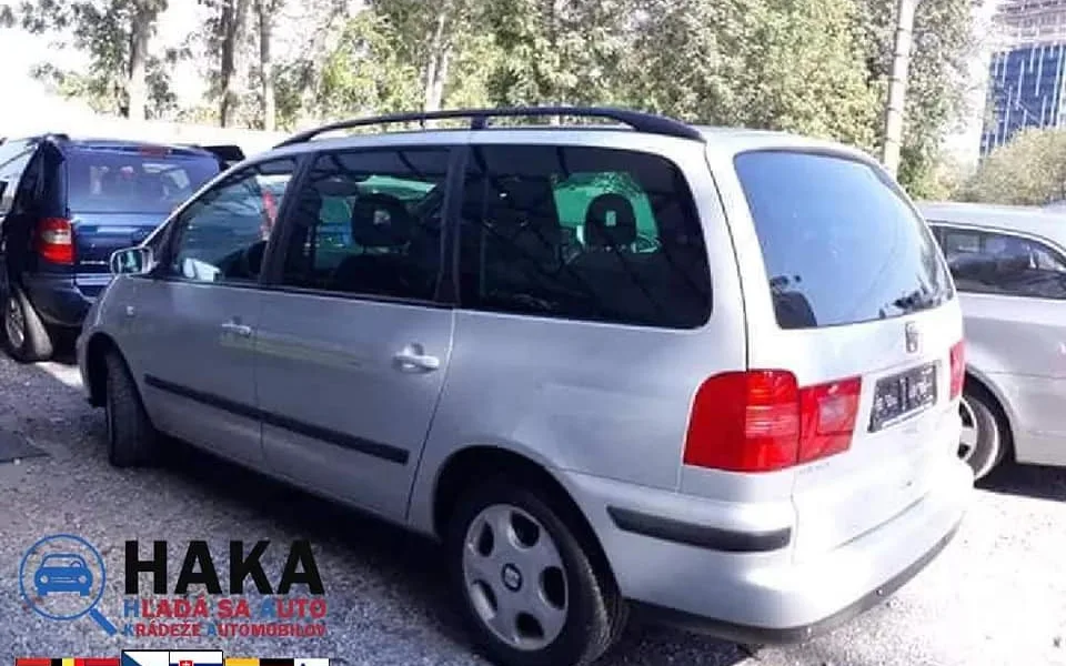Ukradený Seat Alhambra