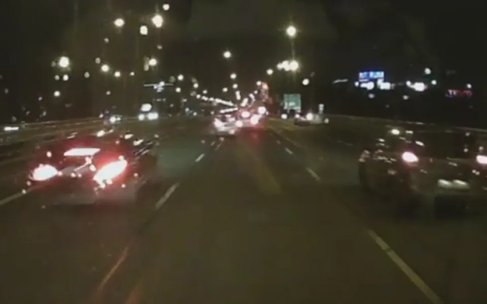 Foto z videa od Jackoba Cíglera
