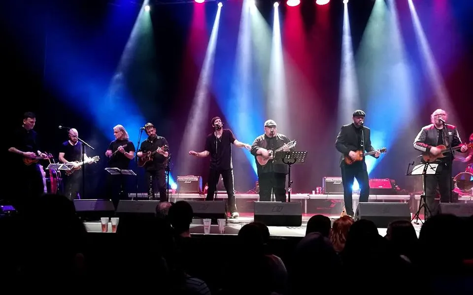 Ukulele Orchestra jako Brno
